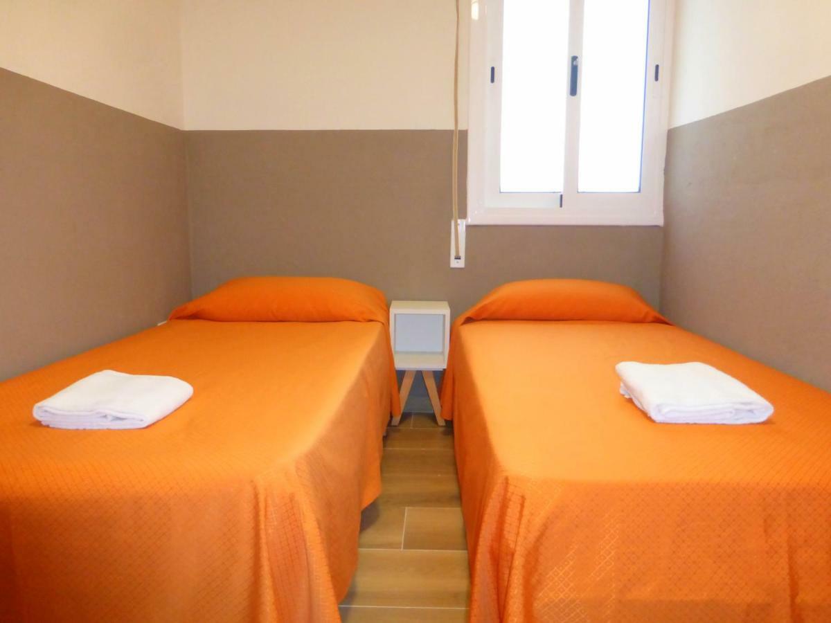 Rentalmar Delfos Playa Салоу Екстериор снимка